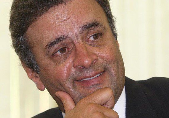 Aécio diz que entrou com ação para anular eleição “só para encher o saco”