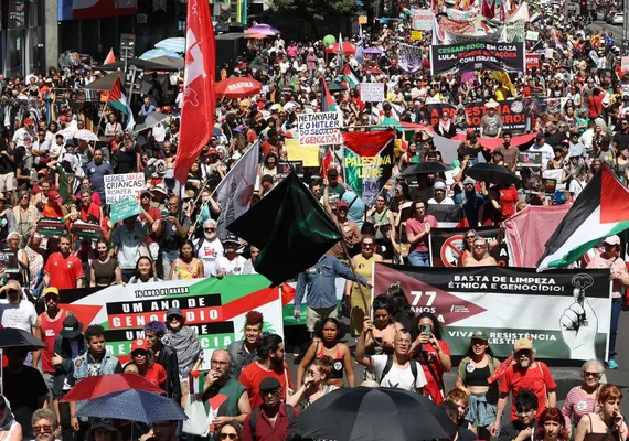 Ato pede libertação de ativistas de flotilha e medidas duras do Brasil