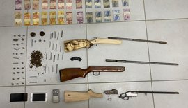 Após denúncias, PM apreende três armas de fogo e 2 kg de cocaína na Zona da Mata alagoana