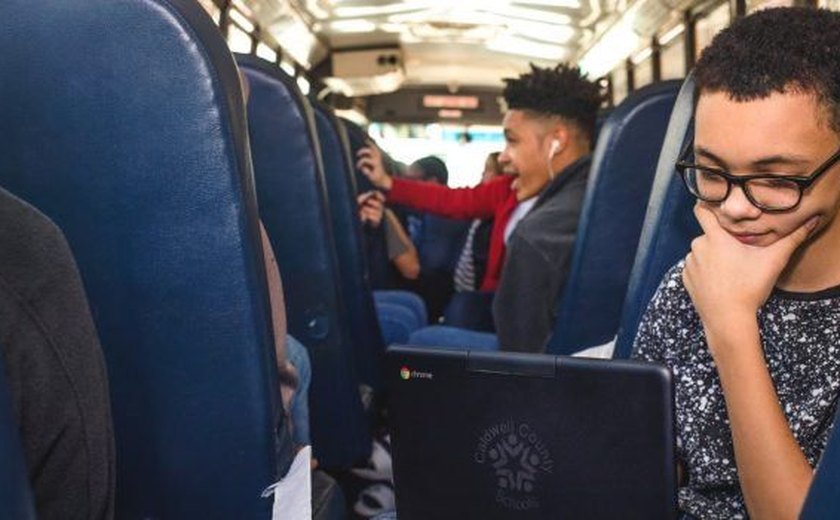 Google coloca Wi-Fi gratuito e Chromebooks em 70 ônibus escolares dos Estados Unidos