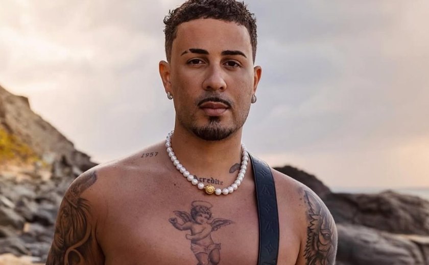 Carlinhos Maia recebe multa de R$ 1 milhão por alimentar aves silvestres em Fernando de Noronha