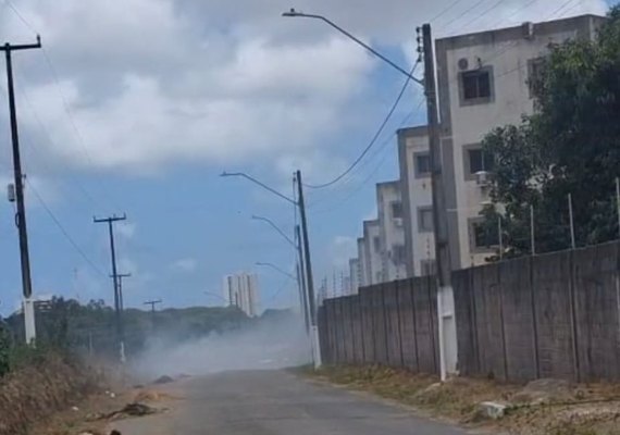 Vídeo: Moradores denunciam queimadas em terrenos e fumaça invade condomínios no Petrópolis