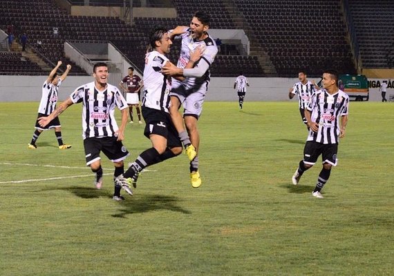ASA busca empate aos 46 do segundo tempo e avança fora de casa