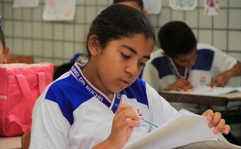 Cerca de oitenta mil estudantes farão segunda etapa da Prova Alagoas nesta terça