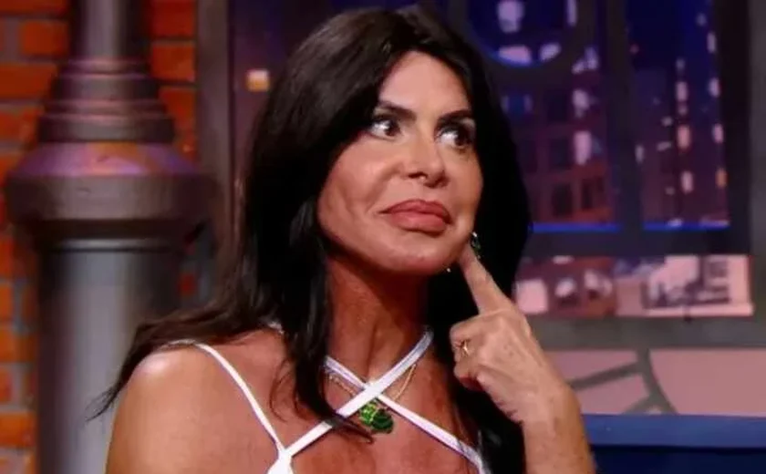 Aos 67 anos , Gretchen choca ao admitir ter feito mais de 50 cirurgias plásticas