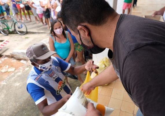 Seagri retoma as atividades do Programa do Leite e alimento começa a ser distribuído