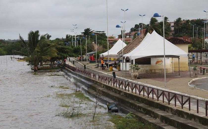 Nível das lagoas apresenta redução e famílias começam a voltar para casa