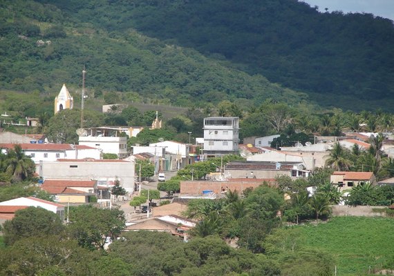 Abastecimento de Pariconha segue em recuperação após defeito elétrico