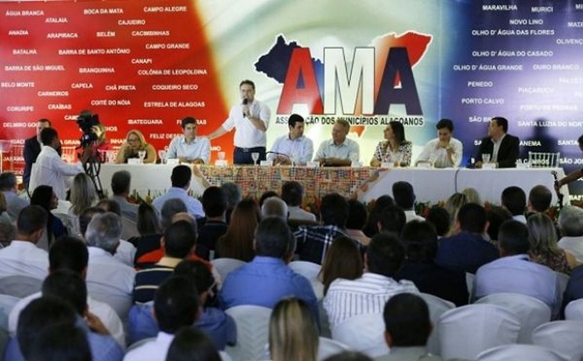 Estado anuncia convênio com a AMA para elaborar projetos nos municípios