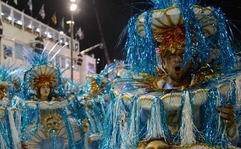 Rio: Desfile do Grupo Especial das Escolas de Samba inicia hoje (11)