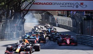 Verstappen vence em Mônaco pela primeira vez e é o novo líder do campeonato de Fórmula 1