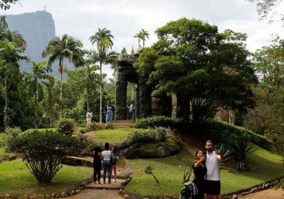 Felicidade você encontra no Brasil