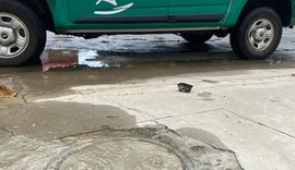 Operação Línguas Sujas flagra cinco pontos de esgoto irregular na parte baixa de Maceió