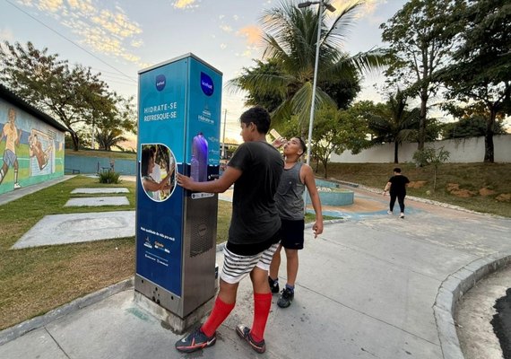 Prefeitura instala mais quatro estações de hidratação em Maceió