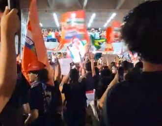 Vídeo: estudantes fazem atos pelo país em apoio a Lula; em Maceió, apoiadores vão da Ufal ao Village