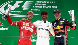 De ponta a ponta, Hamilton vence na China e lidera o campeonato