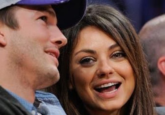 A família cresceu! Atriz Mila Kunis dá à luz segundo filho com Ashton Kutcher