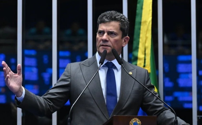 Todos contra Moro