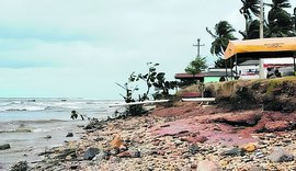 Especialista diz que balneário do Pontal do Peba está desaparecendo