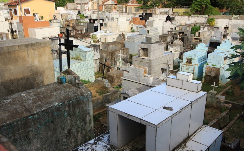 Braskem deve arcar com prejuízos causados a famílias com jazigos no Cemitério Santo Antônio