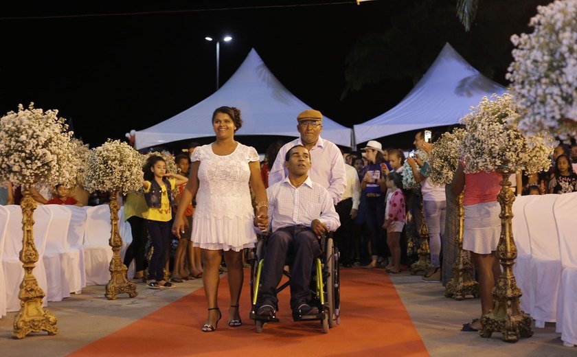 Governo Presente promove casamento coletivo em Capela