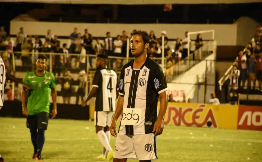 Volante alagoano Eduardo Erê, ex-Náutico e Central, morre aos 35 anos