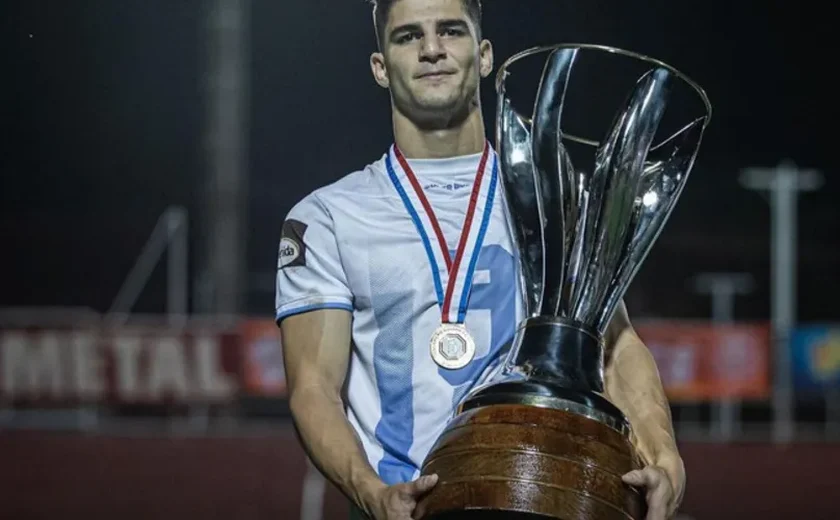 CSA anuncia seis reforços para a temporada 2026