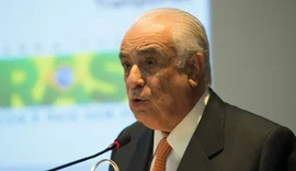 Por pressão da bancada, PL expulsa deputado que elogiou Moraes e mandou recado a Trump