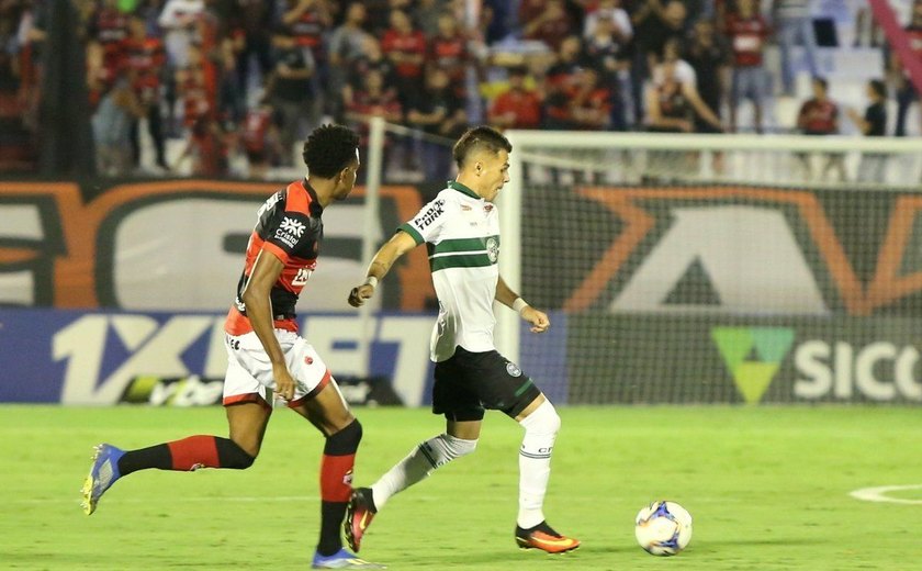 Atlético Goianiense e Coritiba ficam no empate em Goiânia