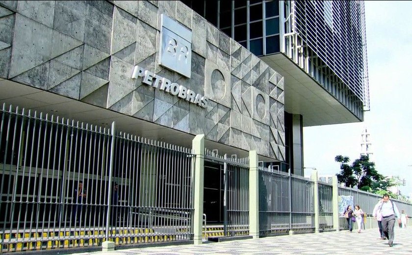 Aprovados em concurso da Petrobras serão chamados imediatamente, diz RH