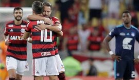 Flamengo vence Emelec e vai às oitavas de final