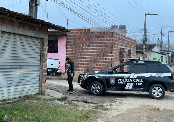 Operação aprende arma de fogo e droga em União dos Palmares