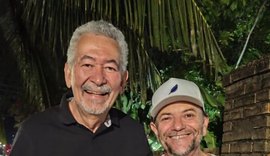 Presidente do PT Nacional reforça apoio de Lula à reeleição de Paulão em encontro reservado em Maceió