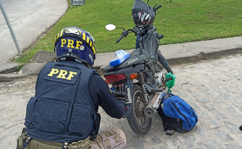 PRF prende homem com 1 quilo de maconha em Murici