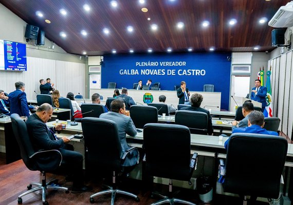 Vereadores debatem sobre o Plano Diretor e a retomada de licenças ambientais para construtoras