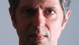 Leoni se apresenta com projeto “Ao seu lado” nesta sexta-feira, no Minha Casa Restobar