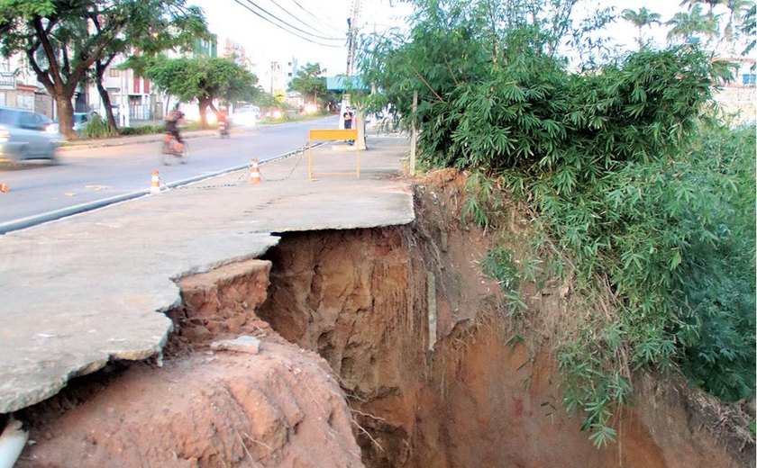 Erosão no bairro de Murilópolis apresenta risco iminente de tragédia