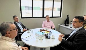 Realização de concurso público pela Semurb foi discutida durante reunião no MP/AL