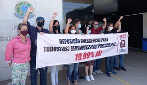 Servidores federais realizam em Maceió ato por recomposição salarial e mais duas pautas