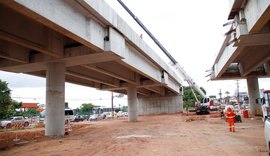 Comerciantes resistem à reintegração de posse para construção do 'viaduto da PRF'