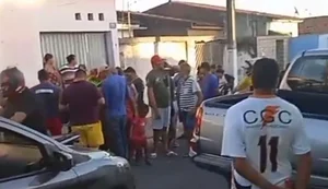Colisão frontal entre motocicletas deixa homem gravemente ferido e outro com dedo decepado
