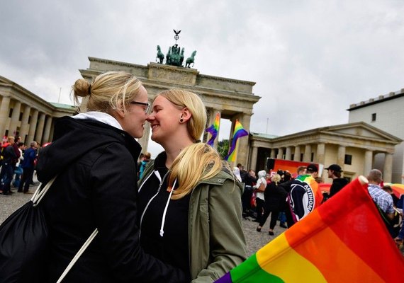 Parlamento aprova casamento gay na Alemanha