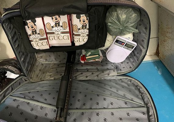 Após denúncia, polícia apreende  em Rio Largo uma mala com cerca de R$ 720 mil em cocaína