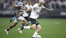 Róger Guedes marca duas vezes, Corinthians supera o Flu e vence a primeira com Luxemburgo