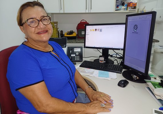Servidora do TRT/AL desenvolve protótipo de software que rastreia sintomas depressivos em trabalhadores acima dos 60 anos