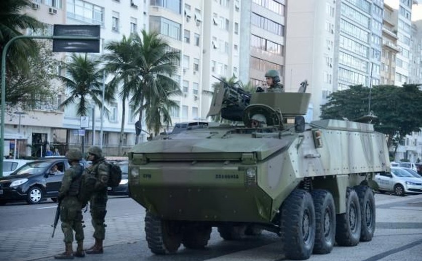 Presença das Forças Armadas no Rio de Janeiro faz um mês; balanço é positivo