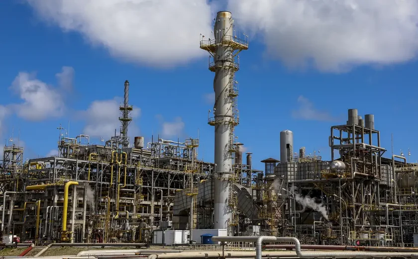Petrobras renova contratos de quase R$ 100 bilhões com a Braskem