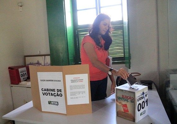 Eleição do Sinteal movimenta trabalhadores em educação