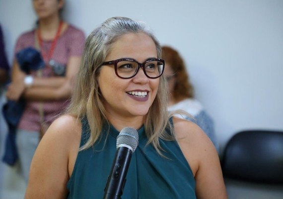 Laura Souza assume Secretaria da Educação e garante dar continuidade aos trabalhos