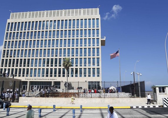 Estados Unidos vão manter redução de corpo diplomático em embaixada de Cuba